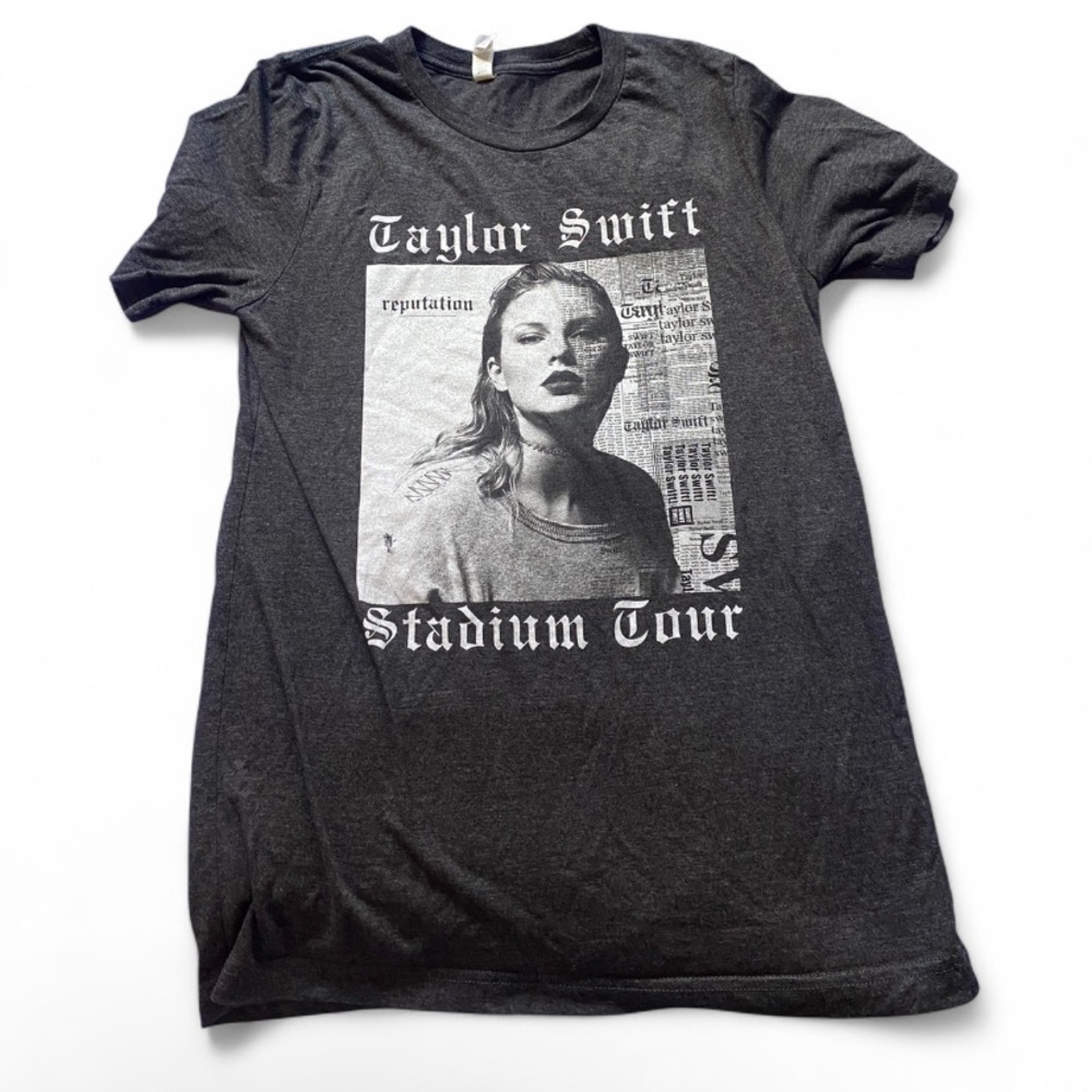 Taylor Swift Reputation Tour Black Tee